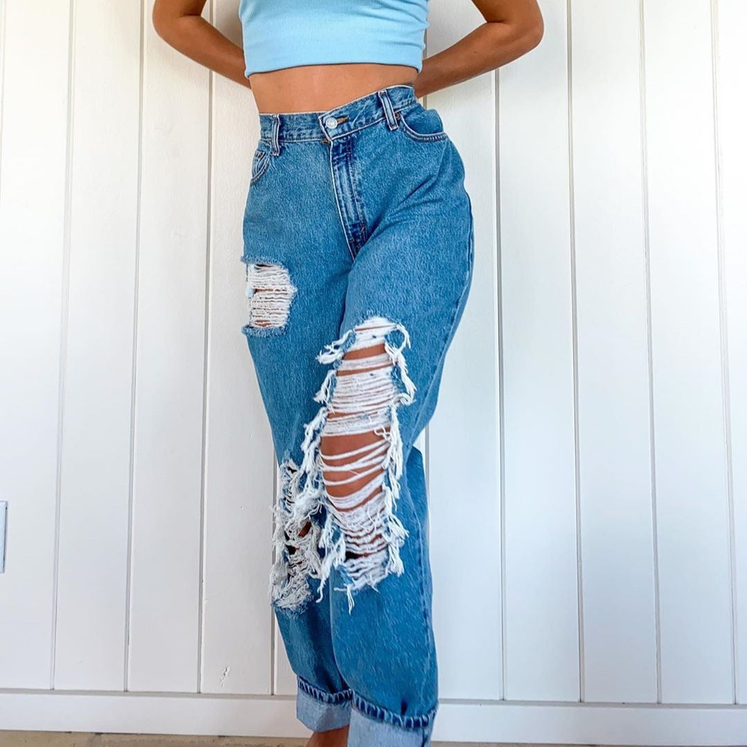 Simple Ripped Jeans